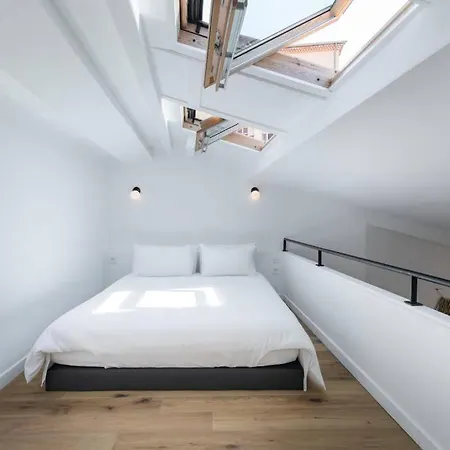 아파트 Malonat Duplex - Old Town *