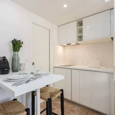 아파트 Malonat Duplex - Old Town *