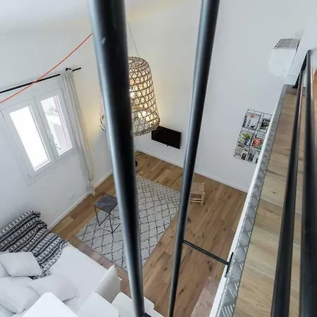 아파트 Malonat Duplex - Old Town