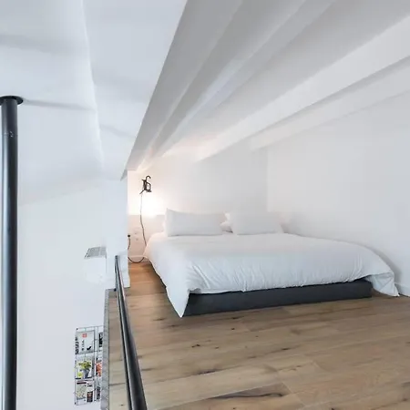 Malonat Duplex - Old Town