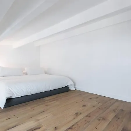 Malonat Duplex - Old Town Appartement