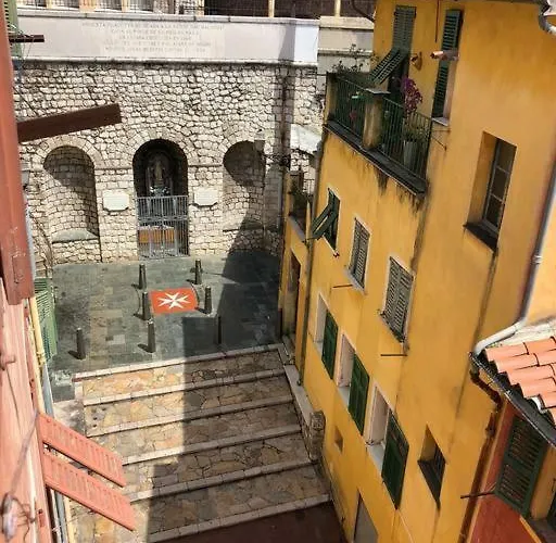 Malonat Duplex - Old Town