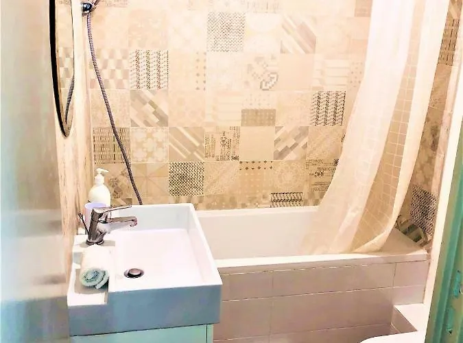 Malonat Duplex - Old Town Apartament Nicea