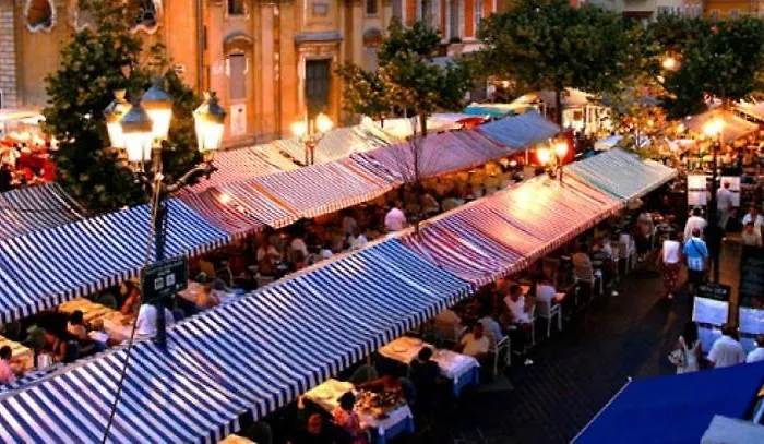 Malonat Duplex - Old Town Apartament *