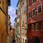 Malonat Duplex - Old Town