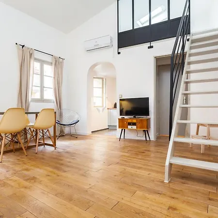 Malonat Duplex - Old Town *